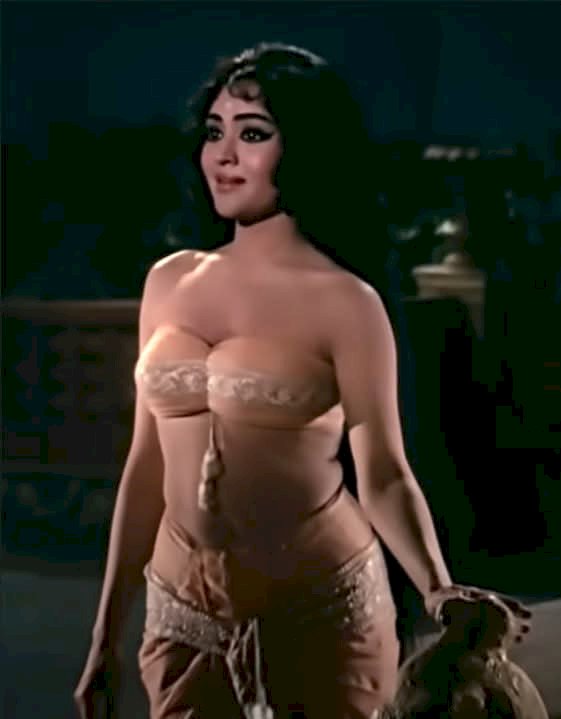 विश्लेषण :बेहतरीन अदाकारा बयजंती माला की फिल्म "आम्रपाली" का गीत.. तुम्हे याद करते करते