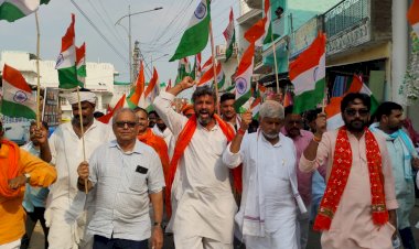 आपरेशन सिंदूर की सफलता पर बीजेपी कार्यकर्ताओं ने निकाली तिरंगा यात्रा