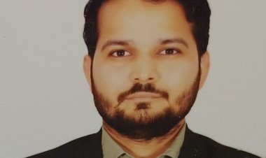 मऊ के   विवेक तिवारी को "श्रेष्ठ काव्य" के लिए नेपाल में मिला सम्मान