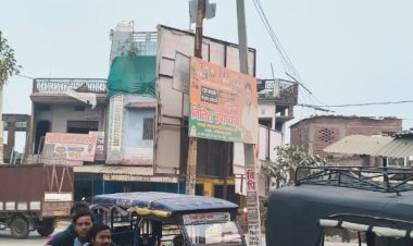 स्ट्रीट लाइट महीनों से खराब,मंत्री ओपी राजभर के क्षेत्र में छाया अंधेरा